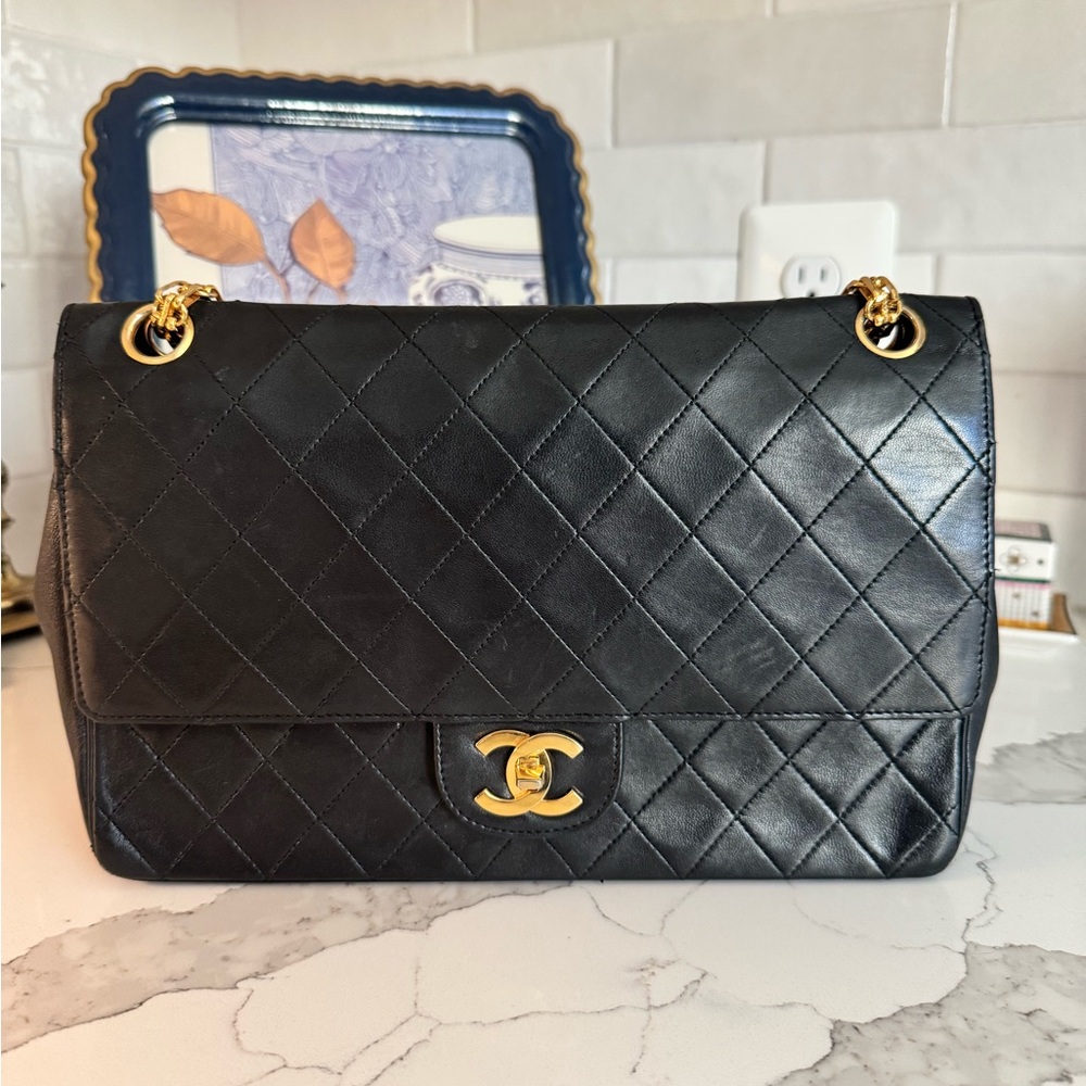 Beautiful Vintage Mademoiselle Chanel Medium Double Flap - Black Lambskin - Picture 10 of 16